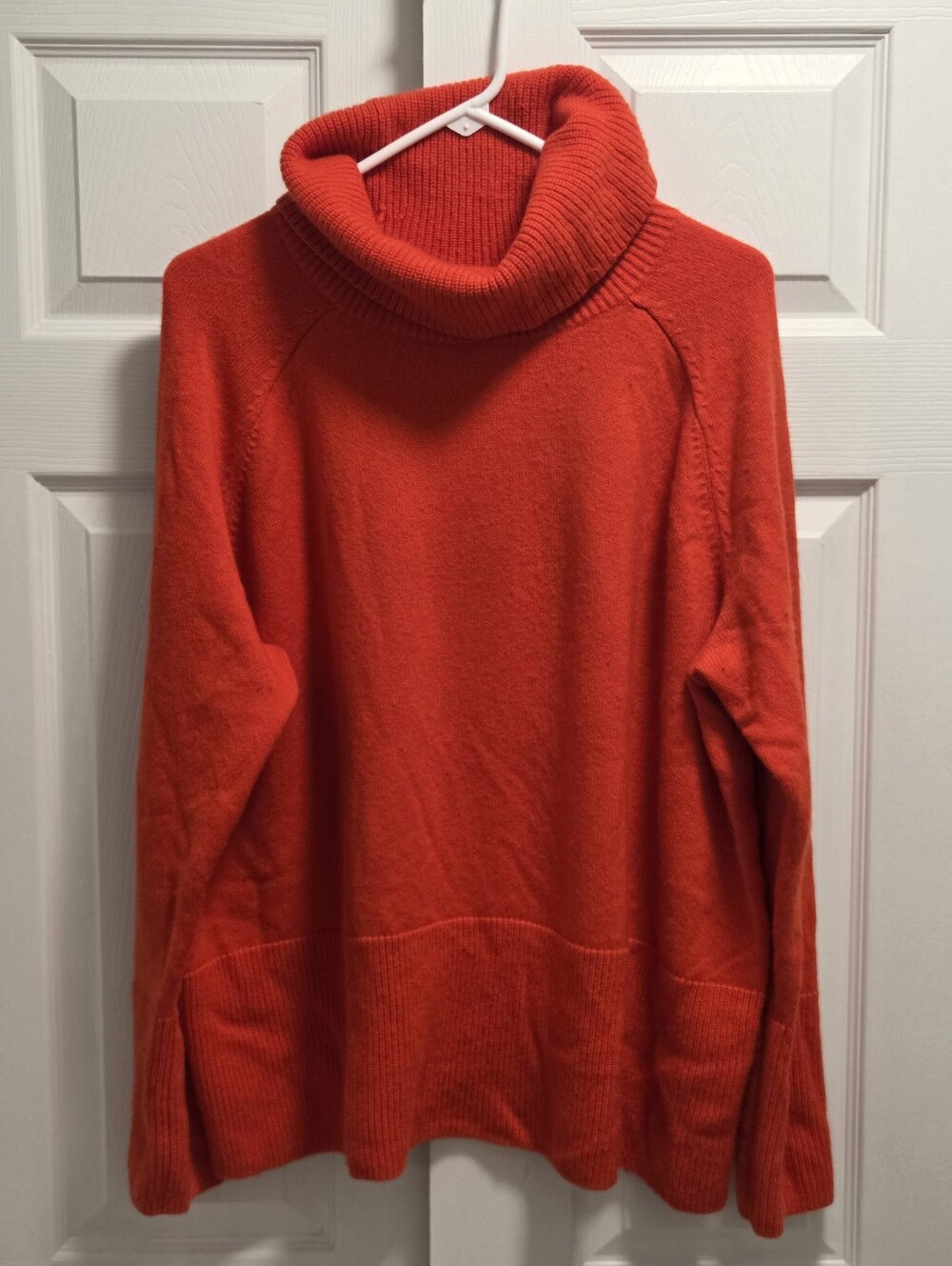 Athleta Alpine Turtleneck Sweater - Size XL - Wool / Cashmere - Picture 1 of 3